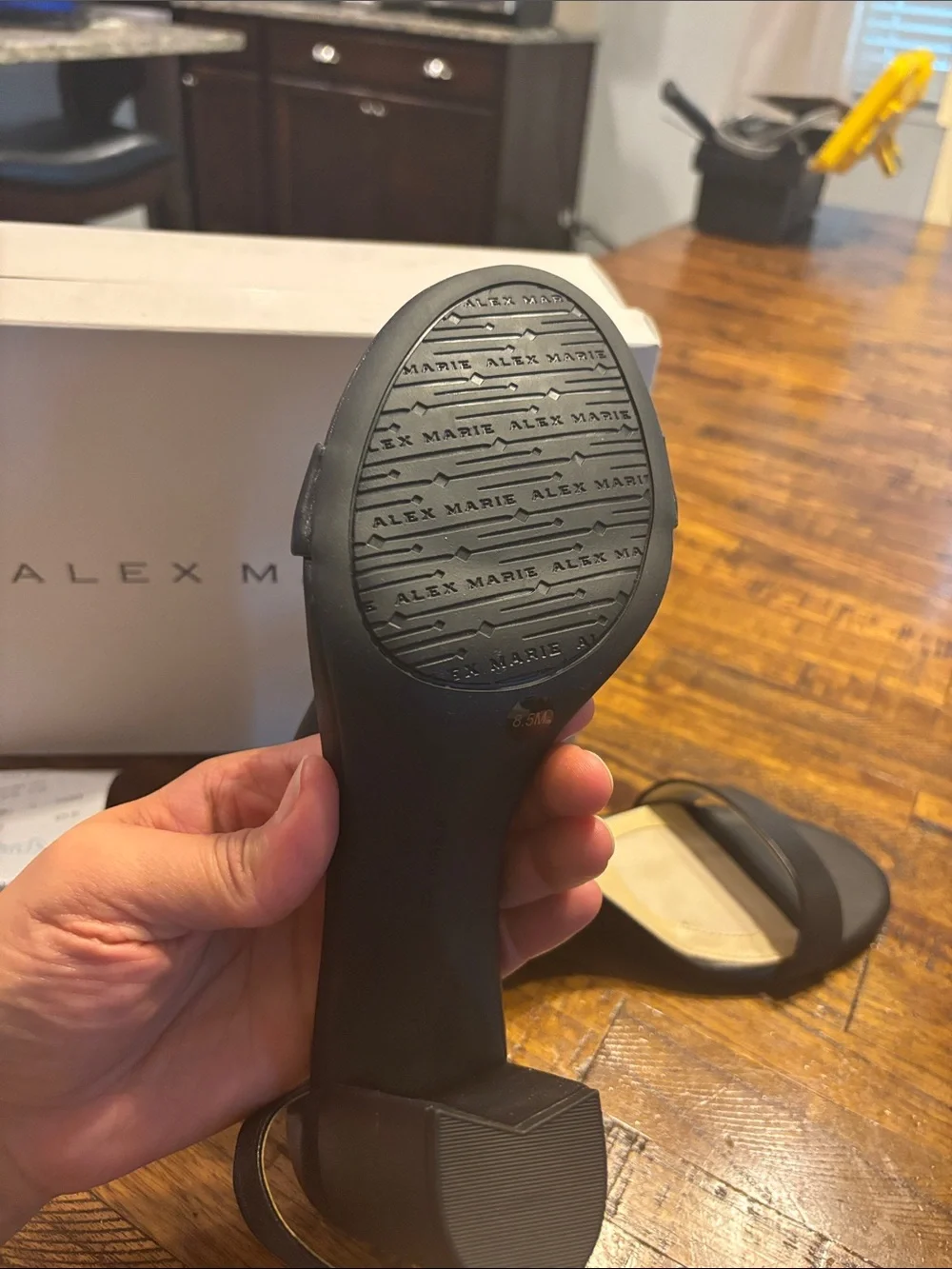 Alex Marie sleek black